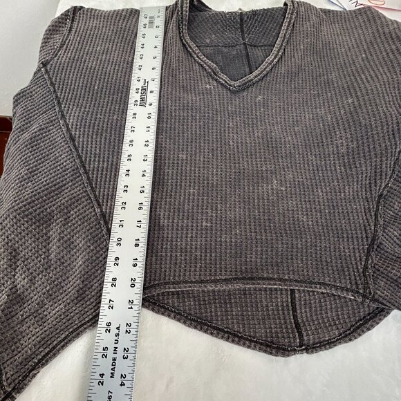 We The Free Womens Coraline Thermal Sweater XS Gray Waffle Knit Pullover Cozy - Picture 6 of 8